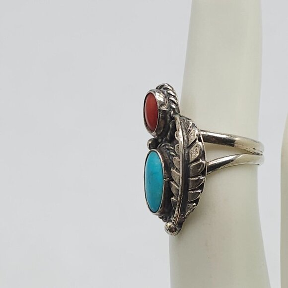 Vintage Sterling Silver Ring With Blue Turquoise Red Coral Stones Feather Size 5 - Picture 2 of 6